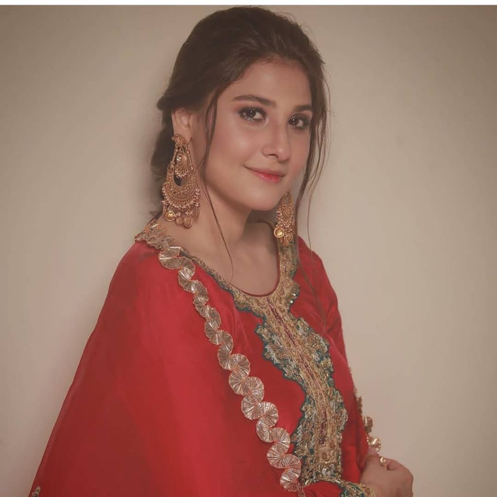 Happy Pictures of Hina Altaf After Her Nikah With Agha Ali