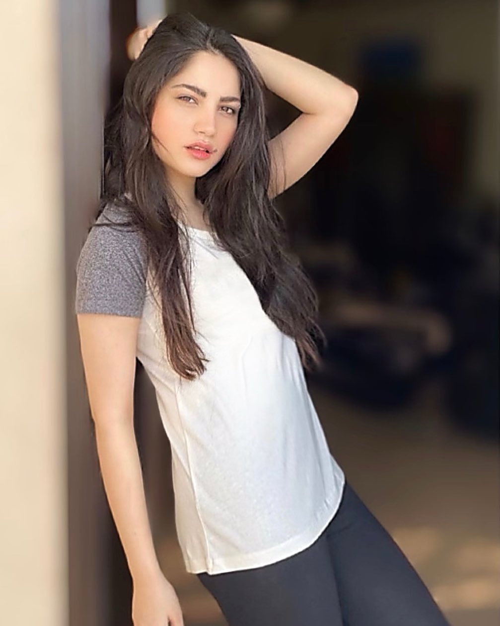 Neelam Muneer Beautiful Clicks with her Niece and Nephew