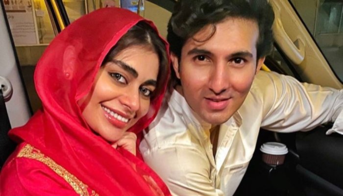 Sadaf Kanwal & Shahroz Sabzwari Pair Up For A Telefilm