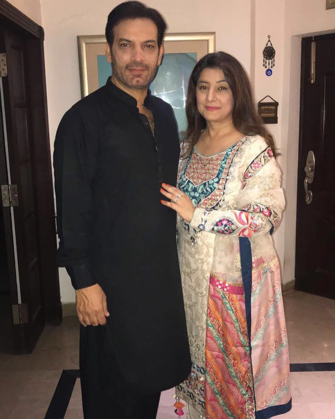 Saleem Sheikh Latest Pictures with his Daughters