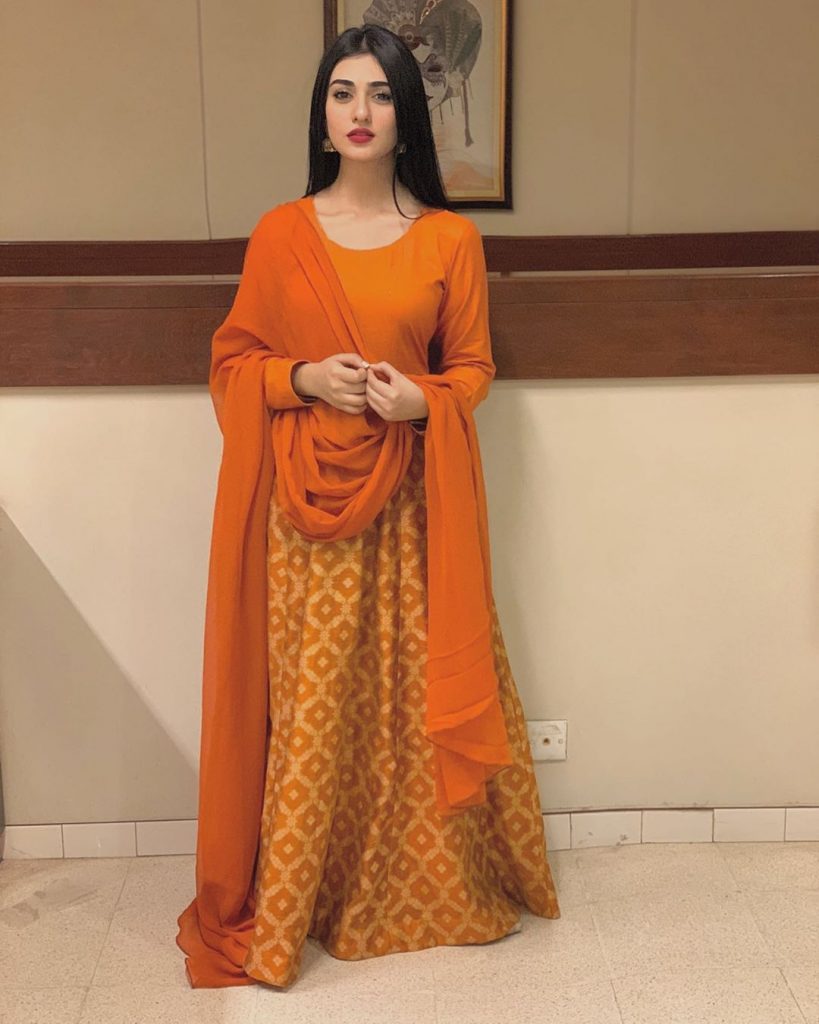 Top 30 Traditional Dresses that Sarah Khan has Worn and Looked Fabulous