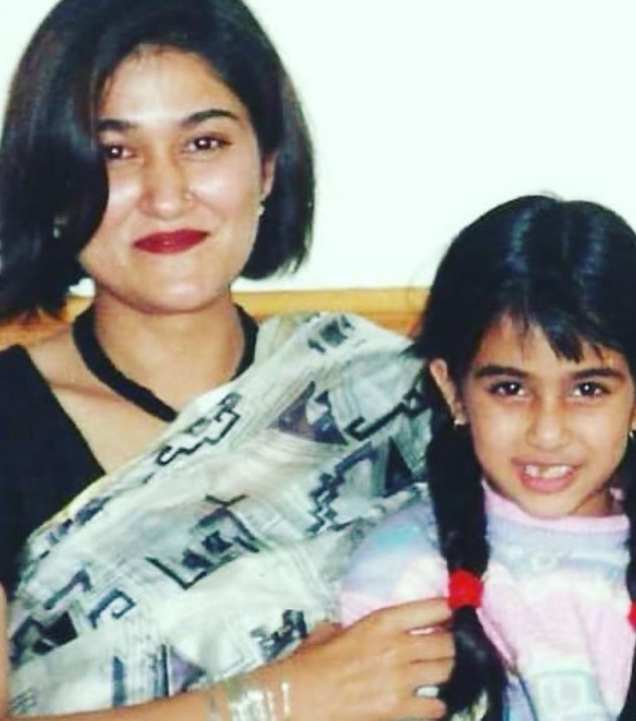 Memorable Pictures Of Ushna Shah Of Her Childhood With Her Gorgeous Sister