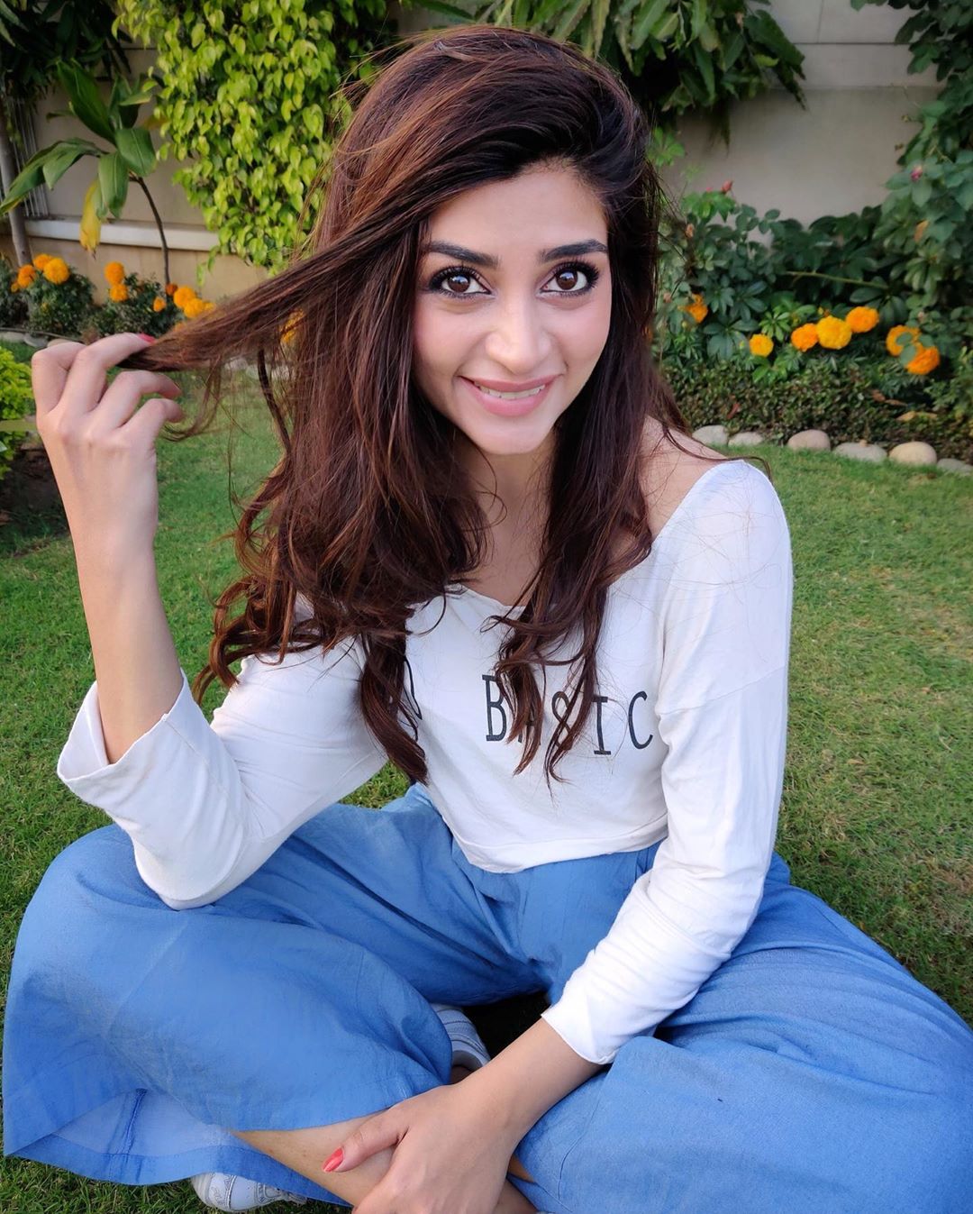 Drama Actress Zoya Nasir Latest Beautiful Pictures