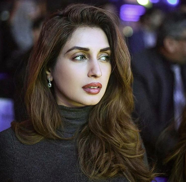 25 Sizzling Pictures Of Iman Ali - Hot and Glamorous