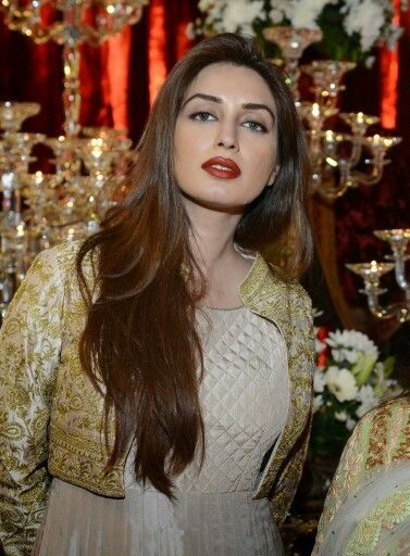 25 Sizzling Pictures Of Iman Ali - Hot and Glamorous