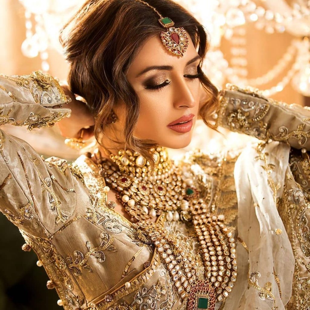 25 Sizzling Pictures Of Iman Ali - Hot and Glamorous