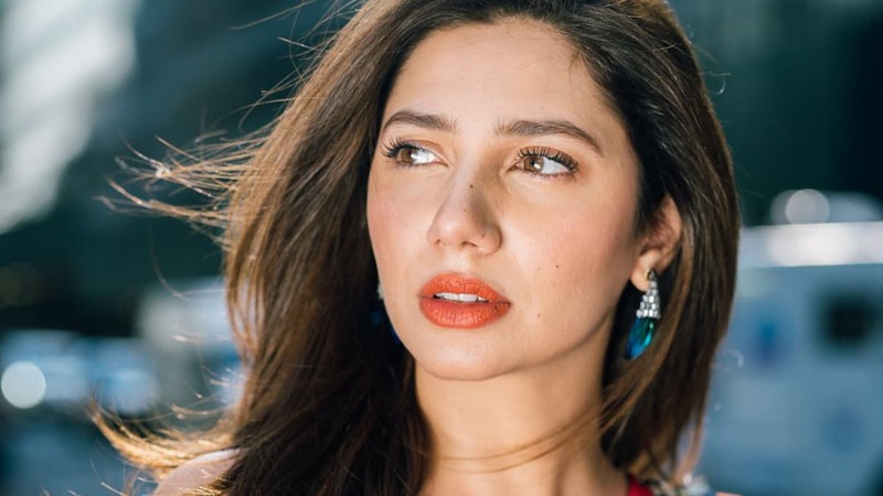 How Rich is Mahira Khan – A Glance On The Net Worth