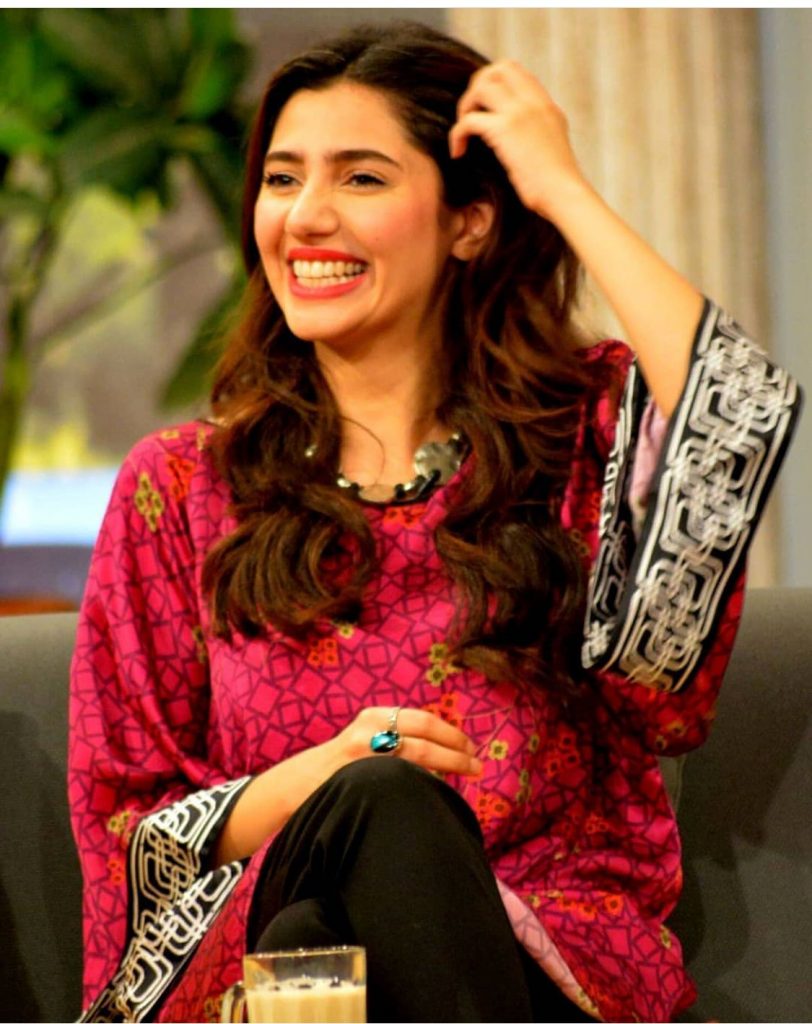 How Rich is Mahira Khan – A Glance On The Net Worth