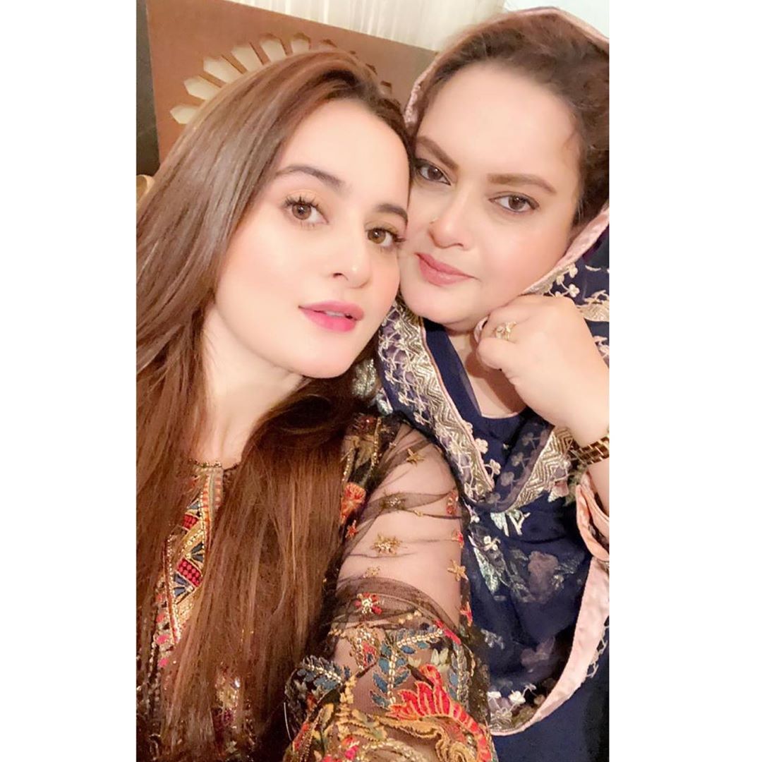 Aiman Khan and Minal Khan Celebrating their Mother’s Birthday