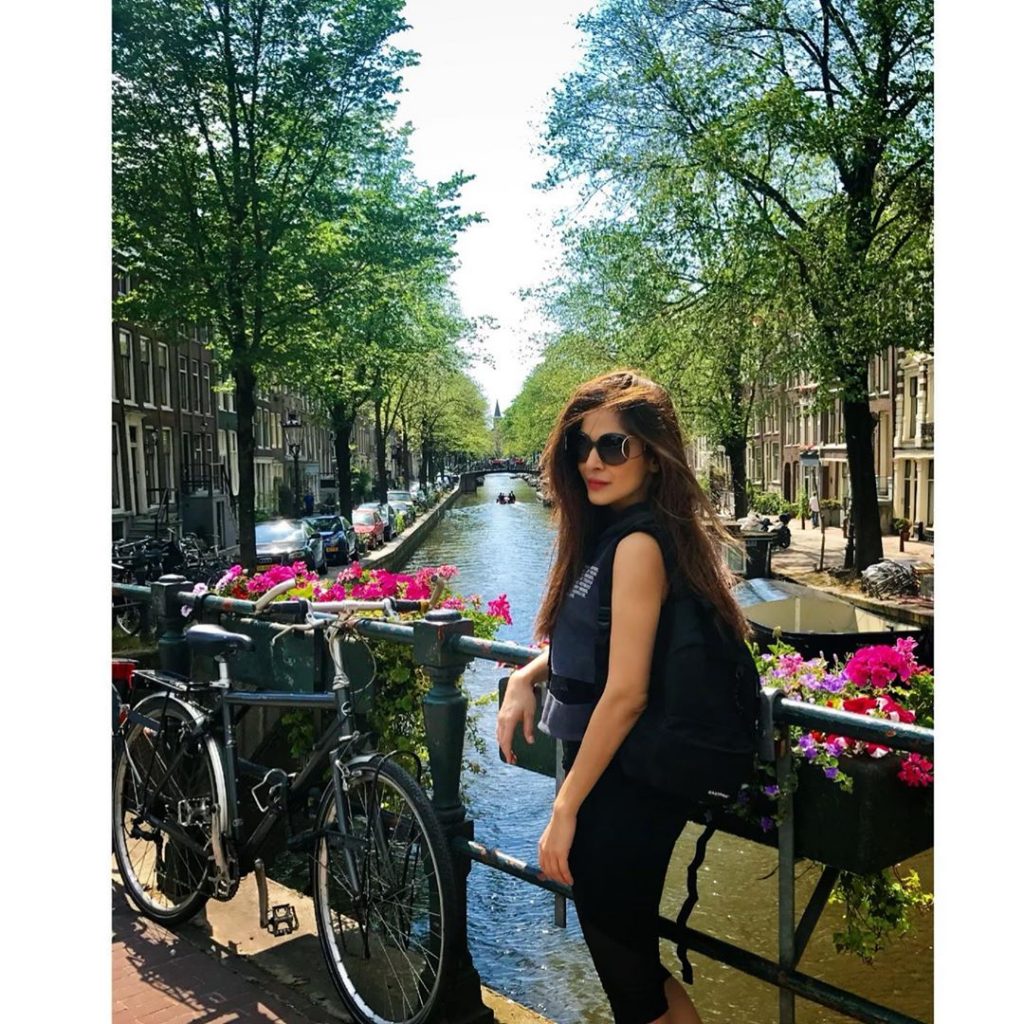 Ayesha Omar Shares Pictures Of Her Travelling Days