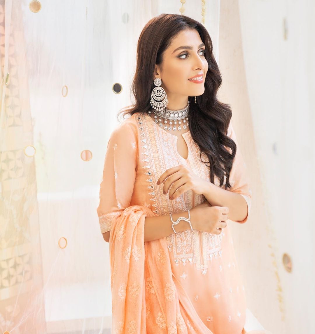 Ayeza Khan Looking Gorgeous in These Beautiful Dresses