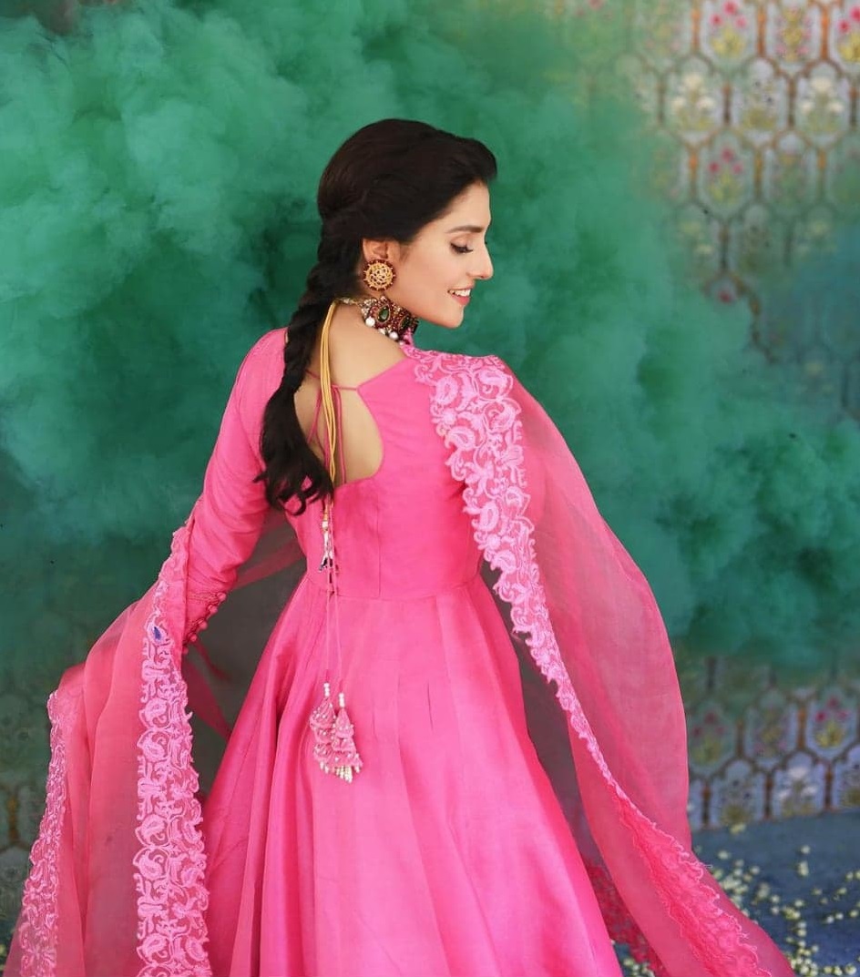 Celebrity Outfits & Makeup Looks To Get Eid Inspiration From