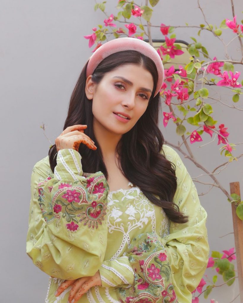 Ayeza Khan Looks Ravishing In Latest Lawn Shoot