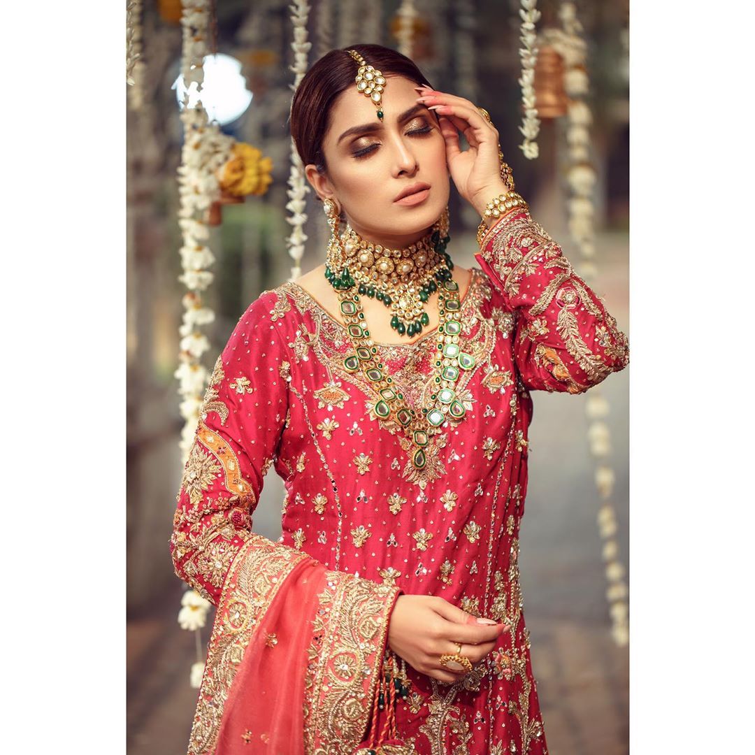 Ayeza Khan Latest Bridal Shoot for Warda Qutub Khan
