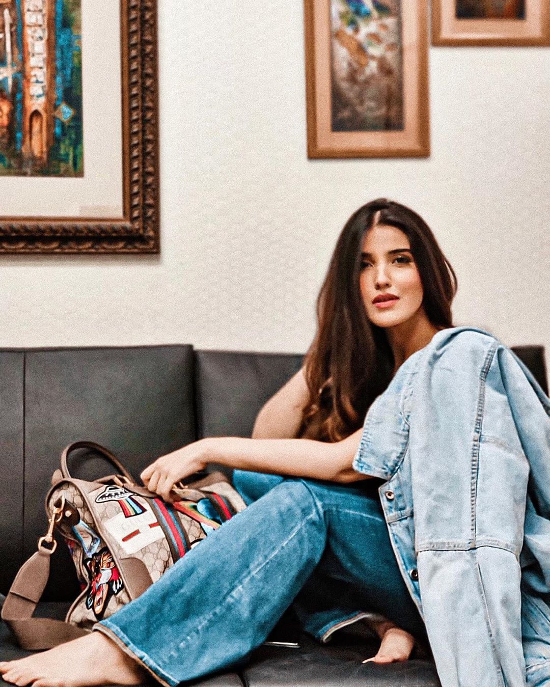 Hareem Farooq is looking Gorgeous in Her Pictures from Instagram