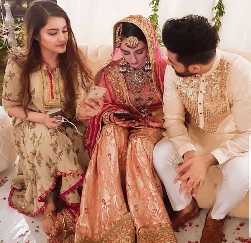First Look Of Sarah Khan And Falak Shabir After Marriage | Reviewit.pk