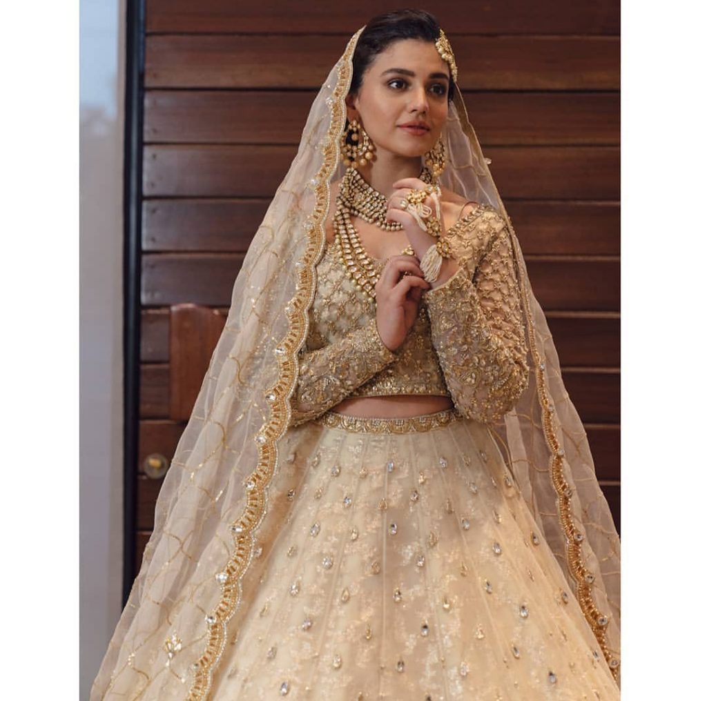 Zara Noor Abbas Looking Ravishing In Photo shoot For SFK Bridals