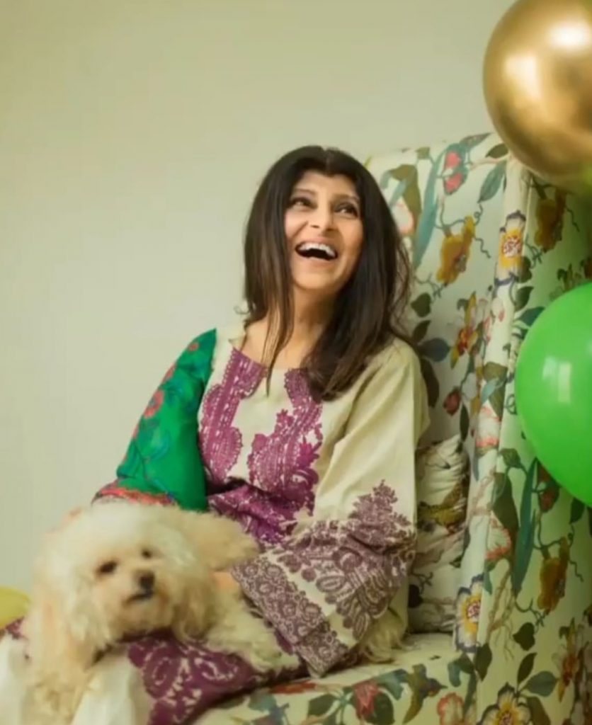 Rubina Ashraf Returned Home After Recovering From Covid-19 - Adorable Pictures