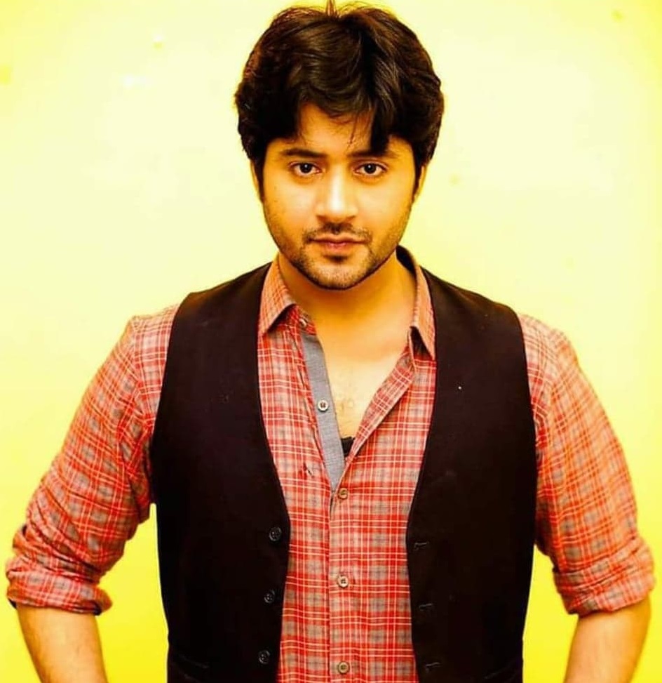 First Picture Of Imran Ashraf's Son, Roham Imran