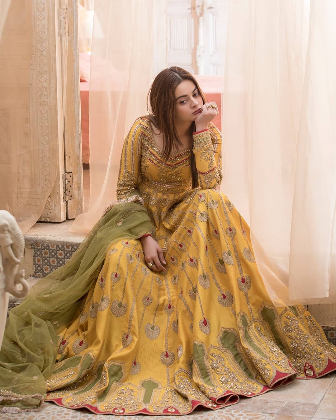 Beautiful Minal Khan Latest Bridal Dresses Photo Shoot Reviewit Pk