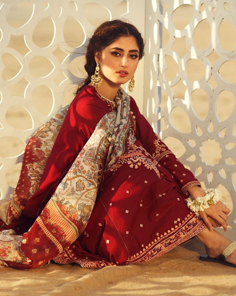 Sajal Ali Latest Beautiful Photo Shoot for Qalamkar | Reviewit.pk