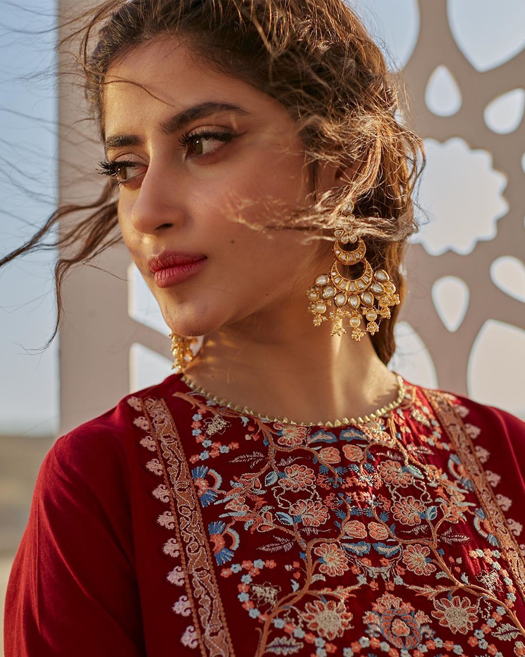 Sajal Ali Latest Beautiful Photo Shoot For Qalamkar Reviewitpk 