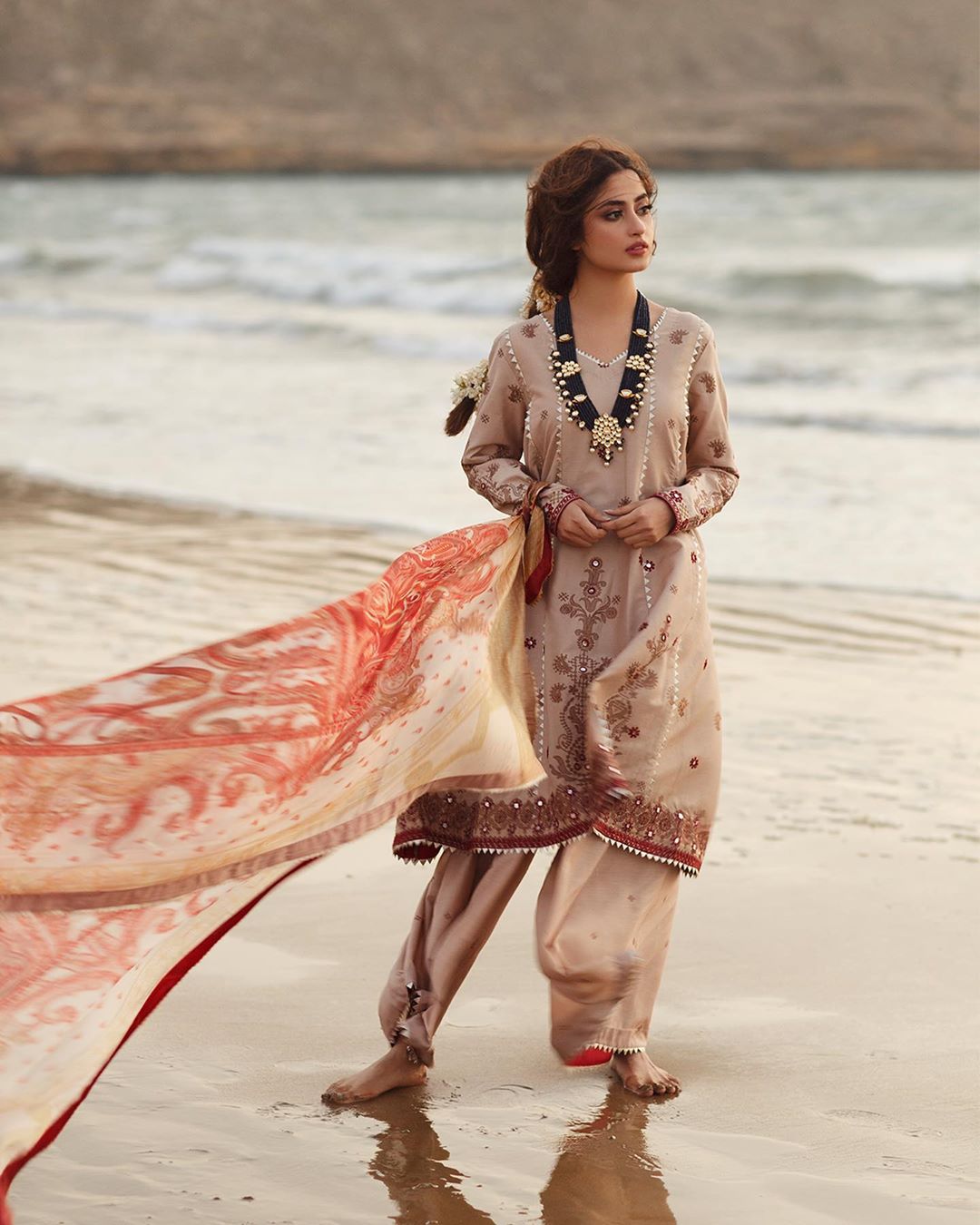 Sajal Ali Latest Beautiful Photo Shoot for Qalamkar