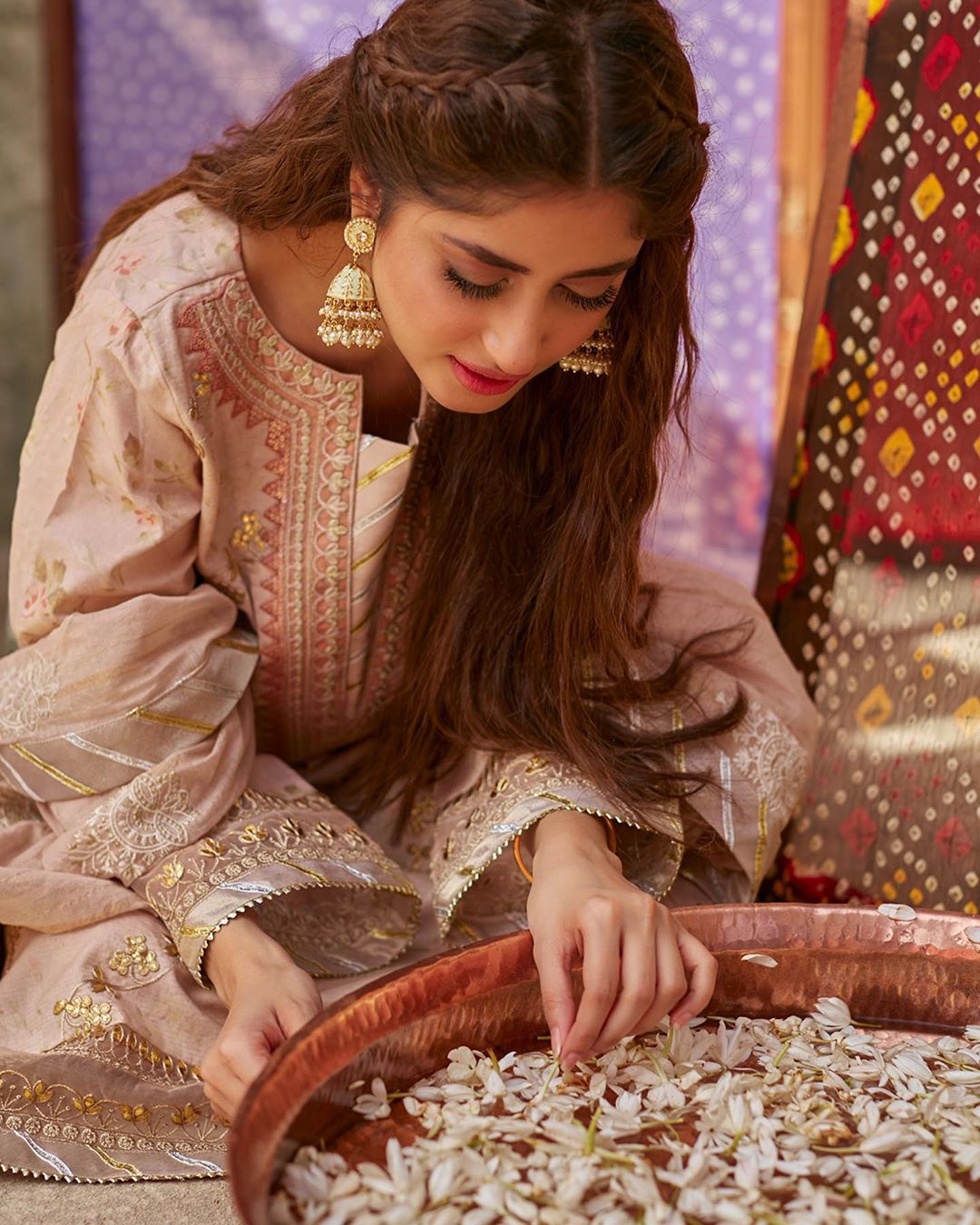 Sajal Ali Latest Beautiful Photo Shoot for Qalamkar