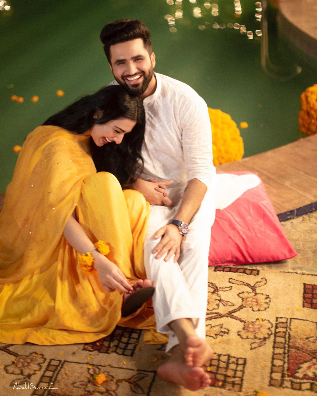 Sarah Khan and Falak Shabbir Beautiful Clicks from Their Mehndi