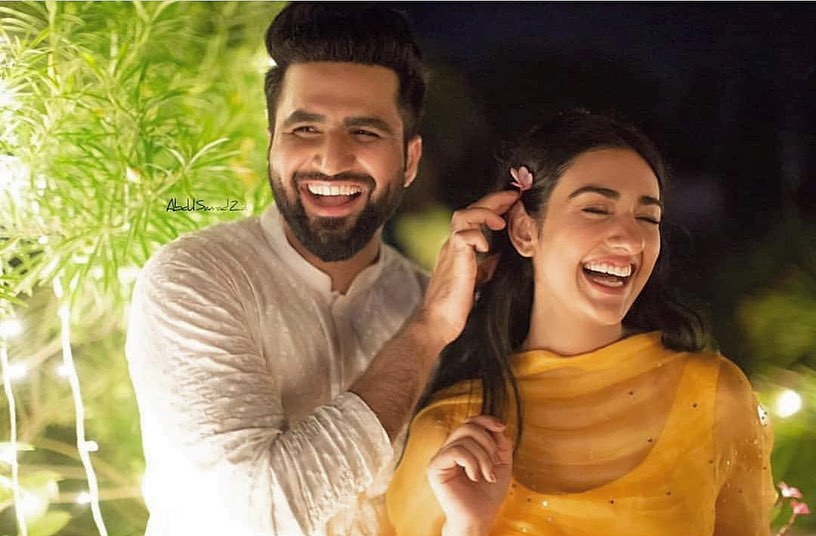 Sarah Khan and Falak Shabbir Beautiful Clicks from Their Mehndi