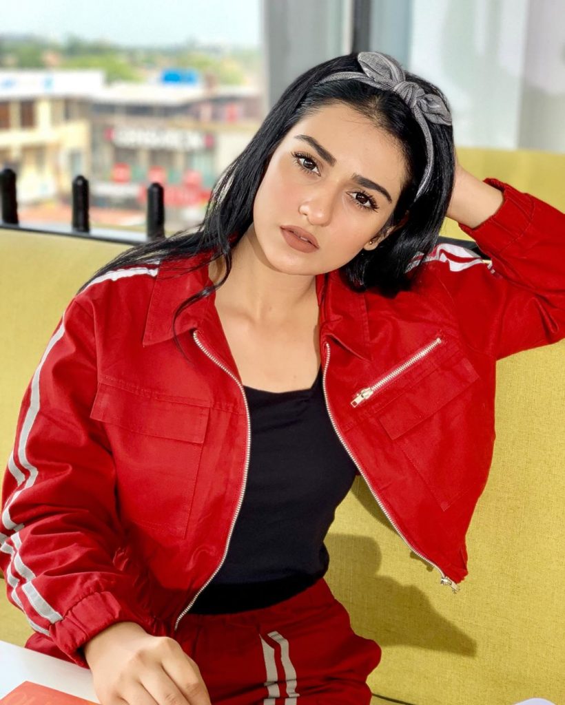 Sarah Khan Looks Like Straight Out Of A Dream In Photo Shoot