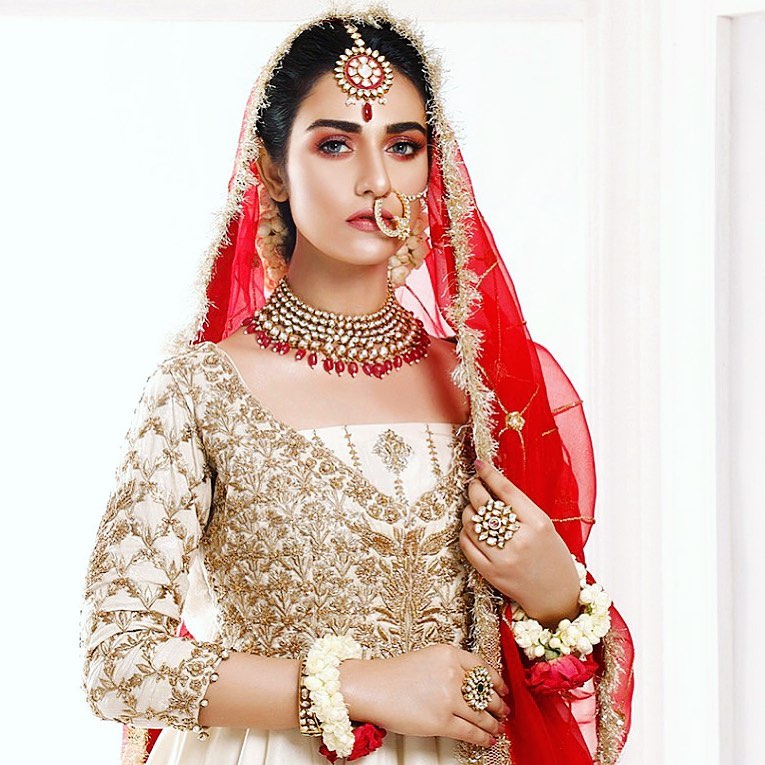 Sarah Khan Looks Like Straight Out Of A Dream In Photo Shoot