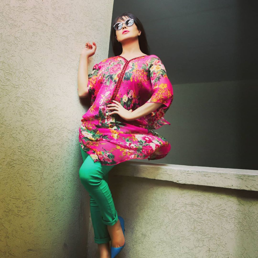 Actress Veena Malik Latest Pictures from Instagram