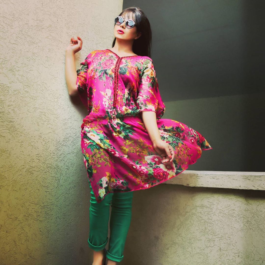 Actress Veena Malik Latest Pictures from Instagram