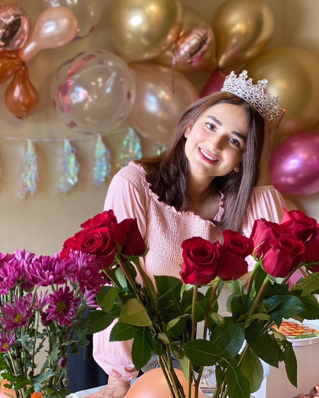 Yumna Zaidi Looking Gorgeous on her Birthday - Pictures