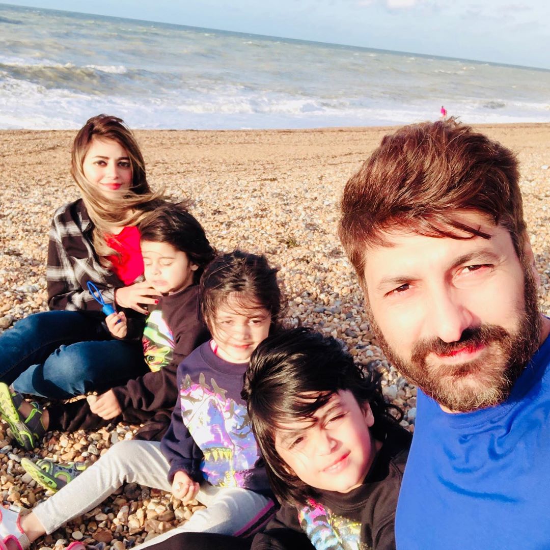 Latest Pictures of Actor Syed Jibran with Family