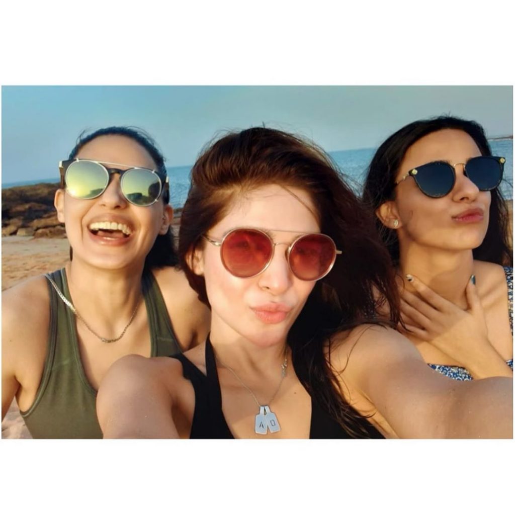 Ayesha Omar Holds Immense Love for Beaches - Here is Why