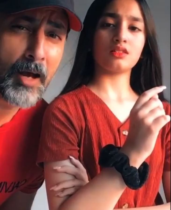 Babar Ali & Daughter Zainab Make A Great Performance Team