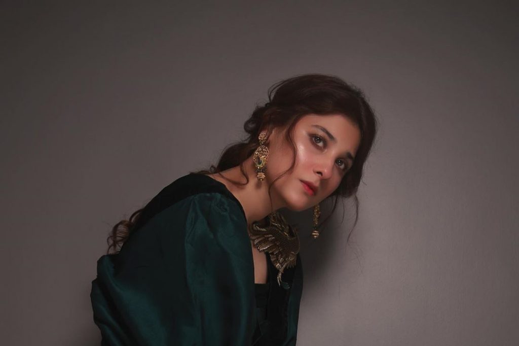 Hina Altaf Tries a Different Style for Photoshoots