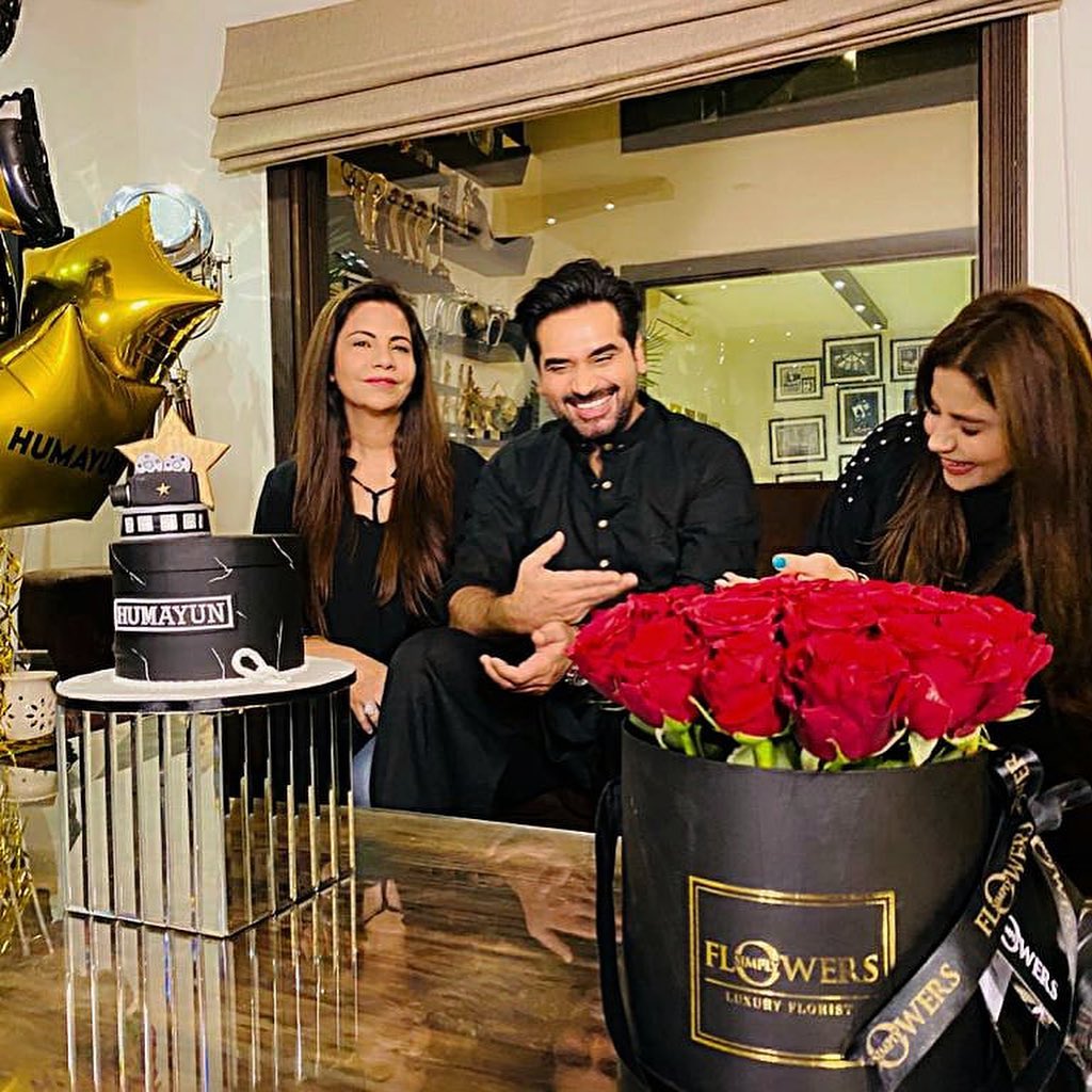 Humayun Saeed Celebrated his Birthday with his Family