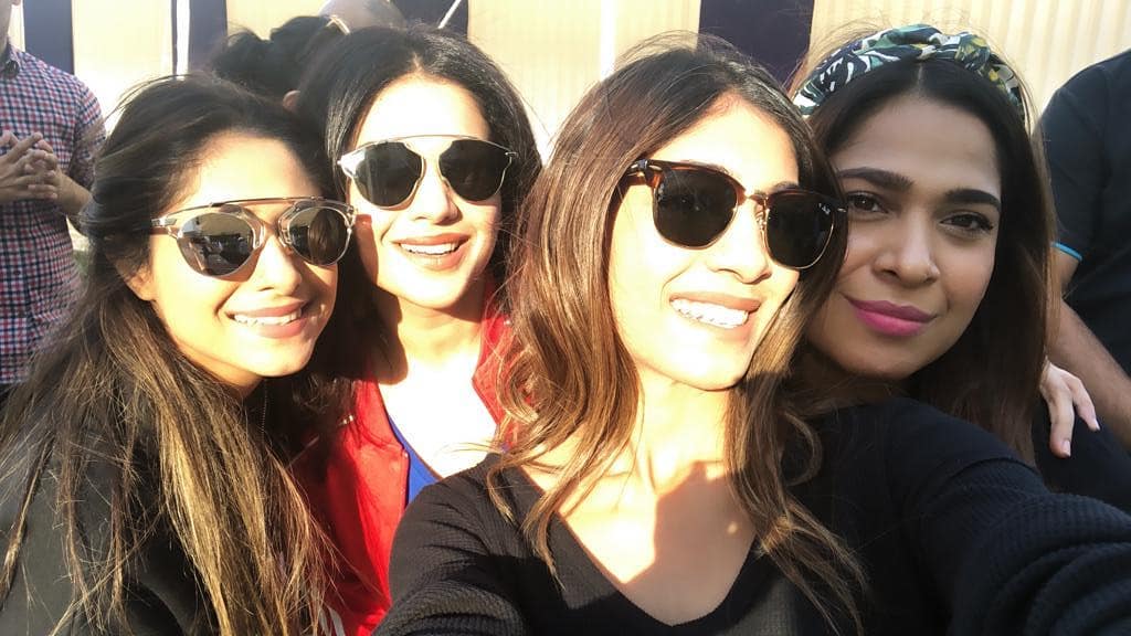 Latest Pictures of Sanam Jung with her Close Friends and Family