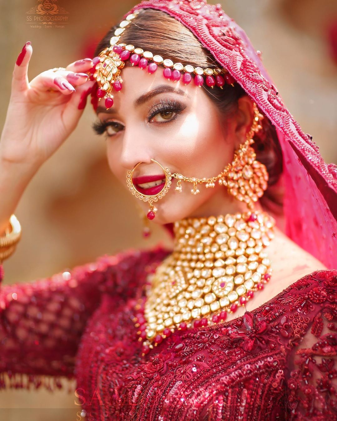 Bridal Photo Shoot of Gorgeous Kinza Hashmi