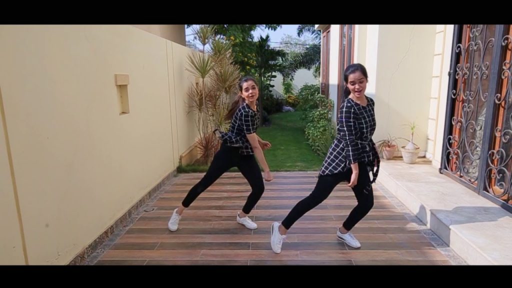 Srha Asghar, Rabya Kulsoom and Maham Amir Amazing Dance Video