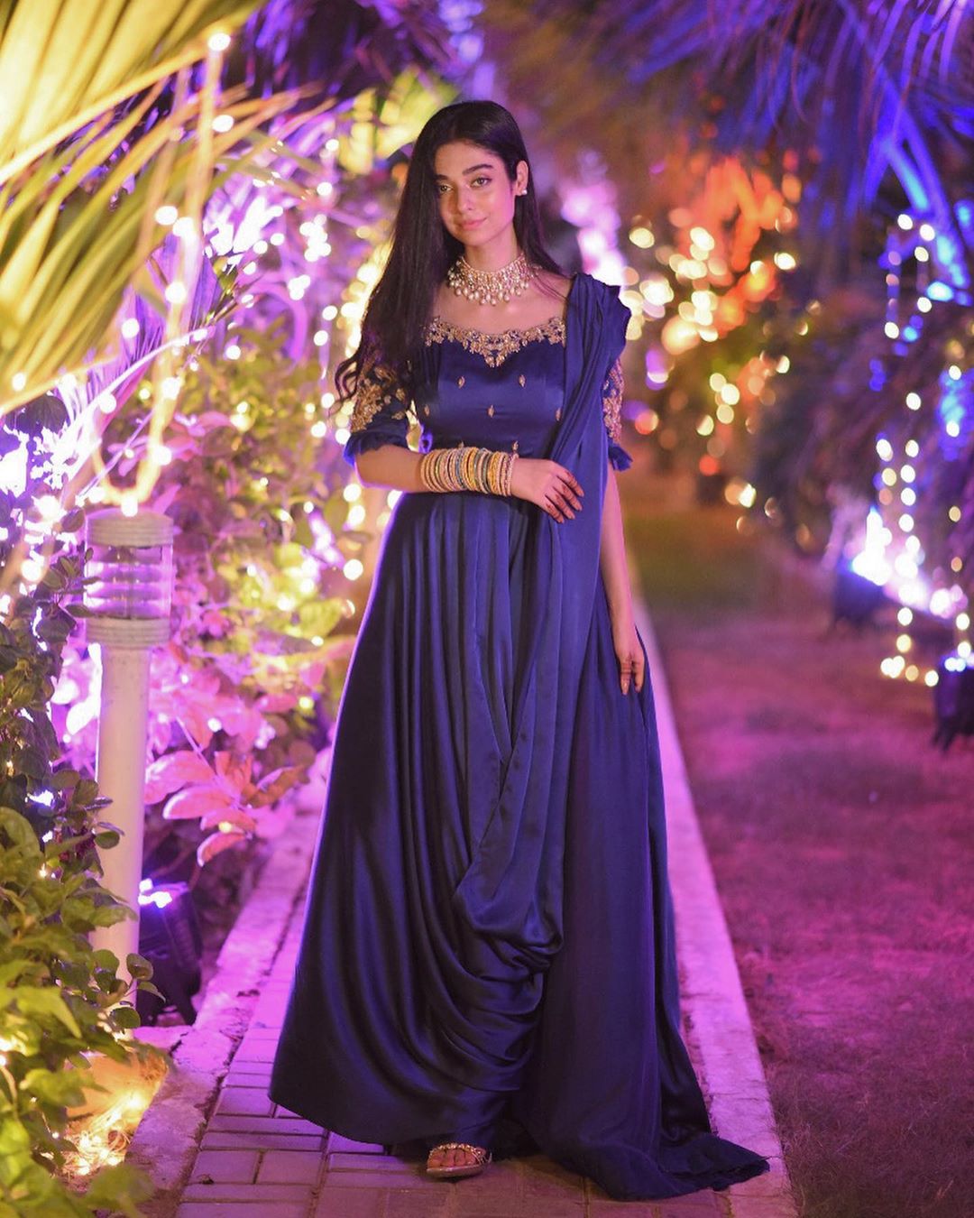 Noor Khan Beautiful Pictures from at her Sister Sarah Khan Wedding