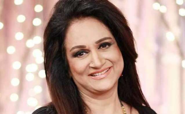 Bushra Ansari's Family is a Clan of Celebrities - Here is HOW?