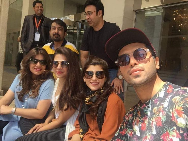 Complete Family Pictures of Sana Fahad and Fahad Mustafa Reviewit.pk