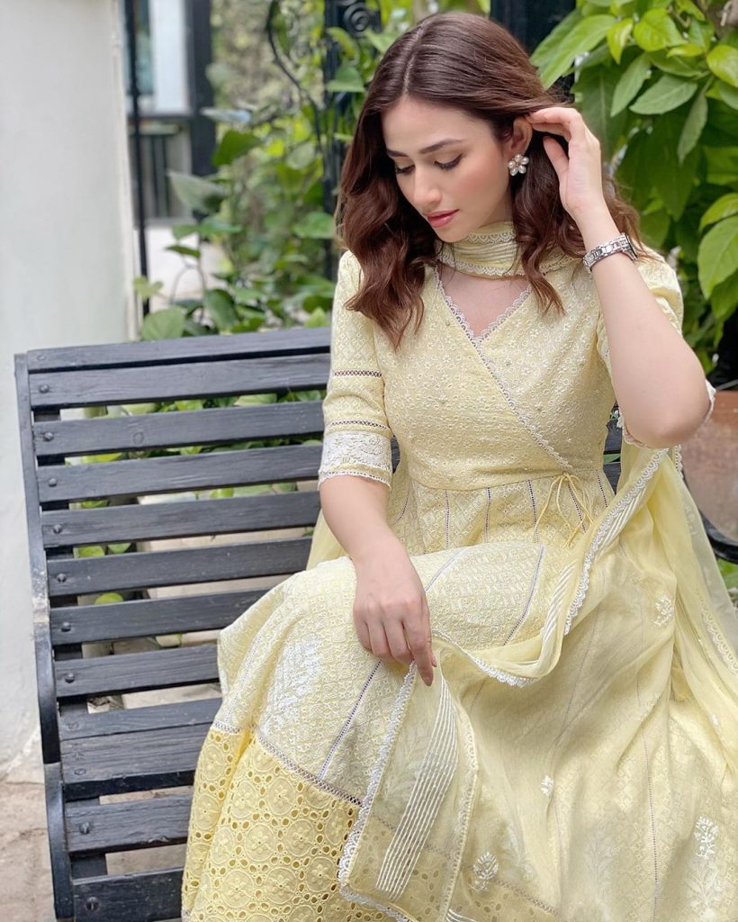 Eastern Outfits of Sana Javed You might Consider for EID - 2020