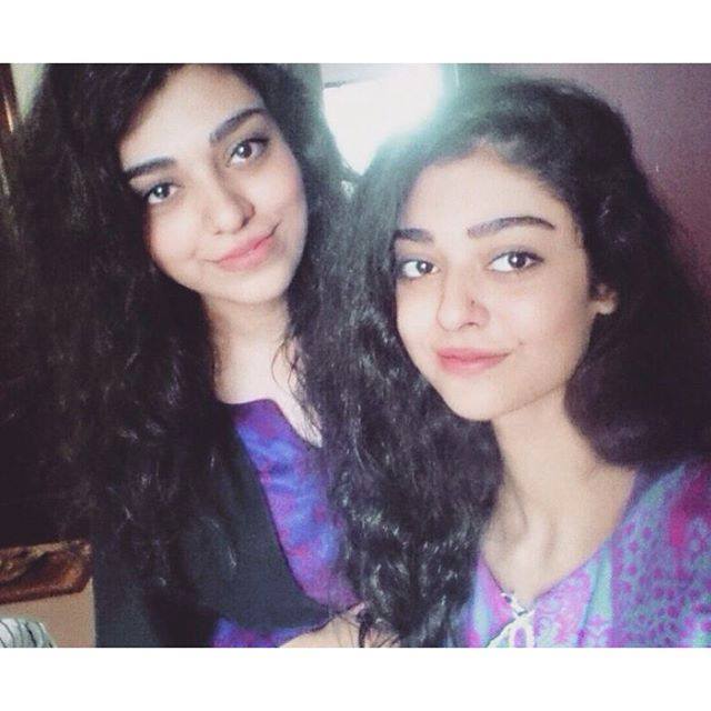 Sarah Khan with her Sister Aisha Khan - Latest Pictures