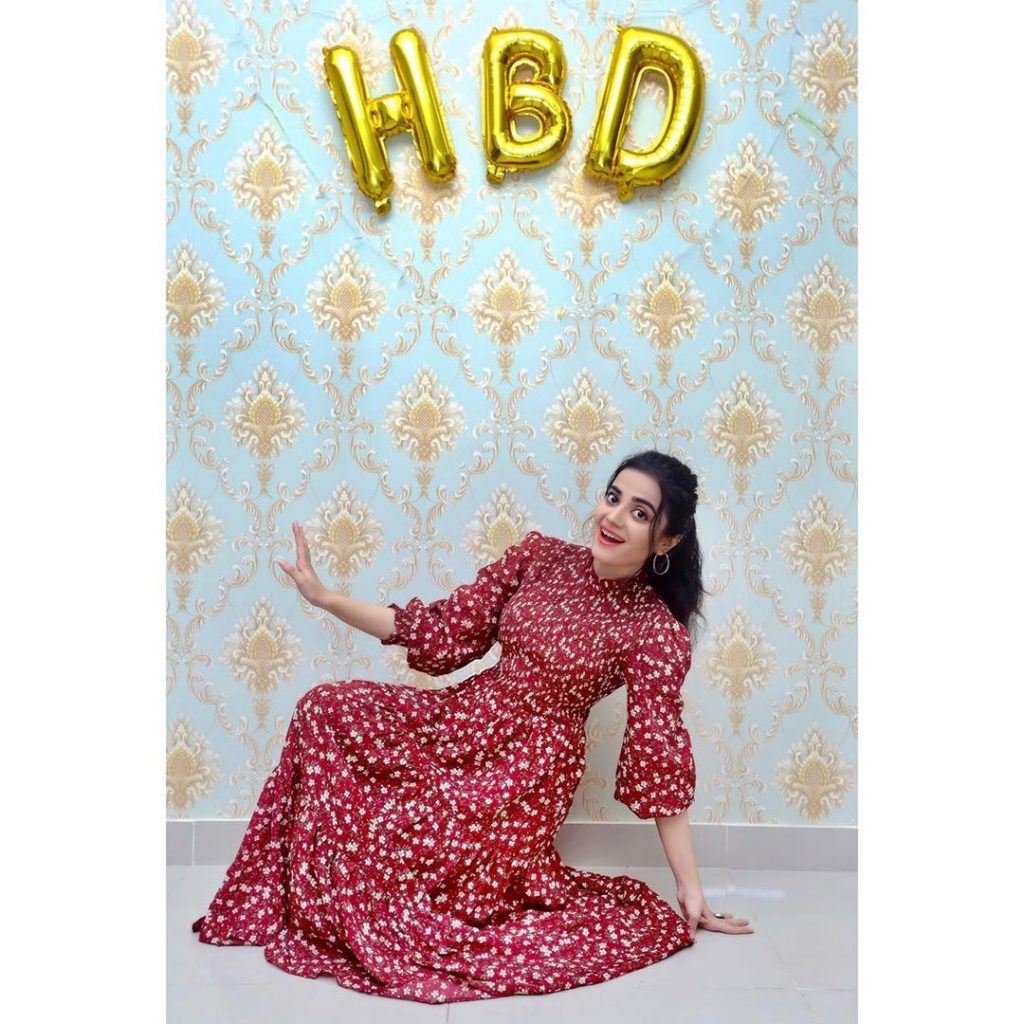 Actress Kompal Iqbal Shared Her Birthday Clicks