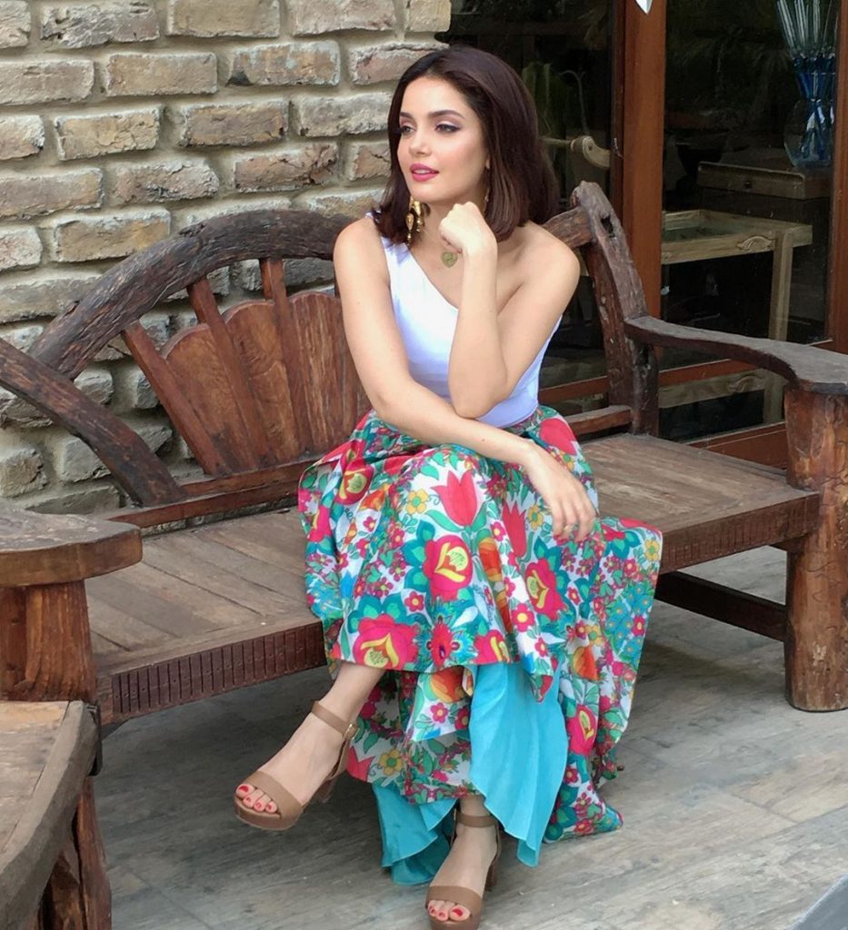 Armeena Khan Enjoys Her Time In Turkey